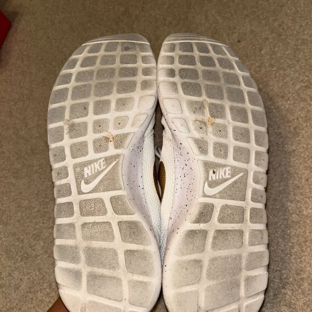 Nike ID Roshe Run Ones - Picture 6 of 6